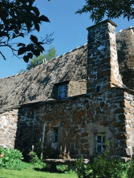 Hommage à Léon : Maisons Paysannes de France